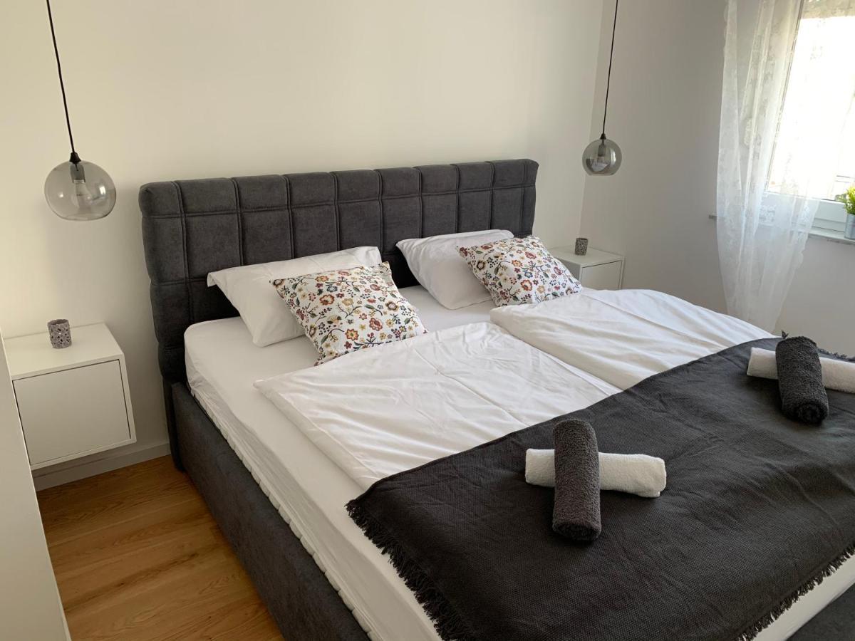 Apartments Luce Trogir Ngoại thất bức ảnh
